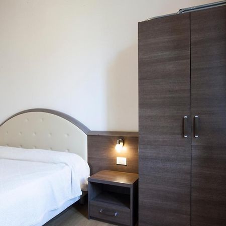 Hotel Amalfi Milan Extérieur photo