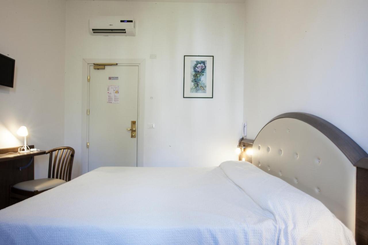 Hotel Amalfi Milan Extérieur photo