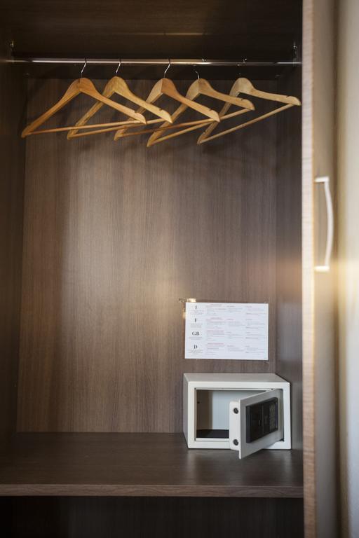 Hotel Amalfi Milan Extérieur photo