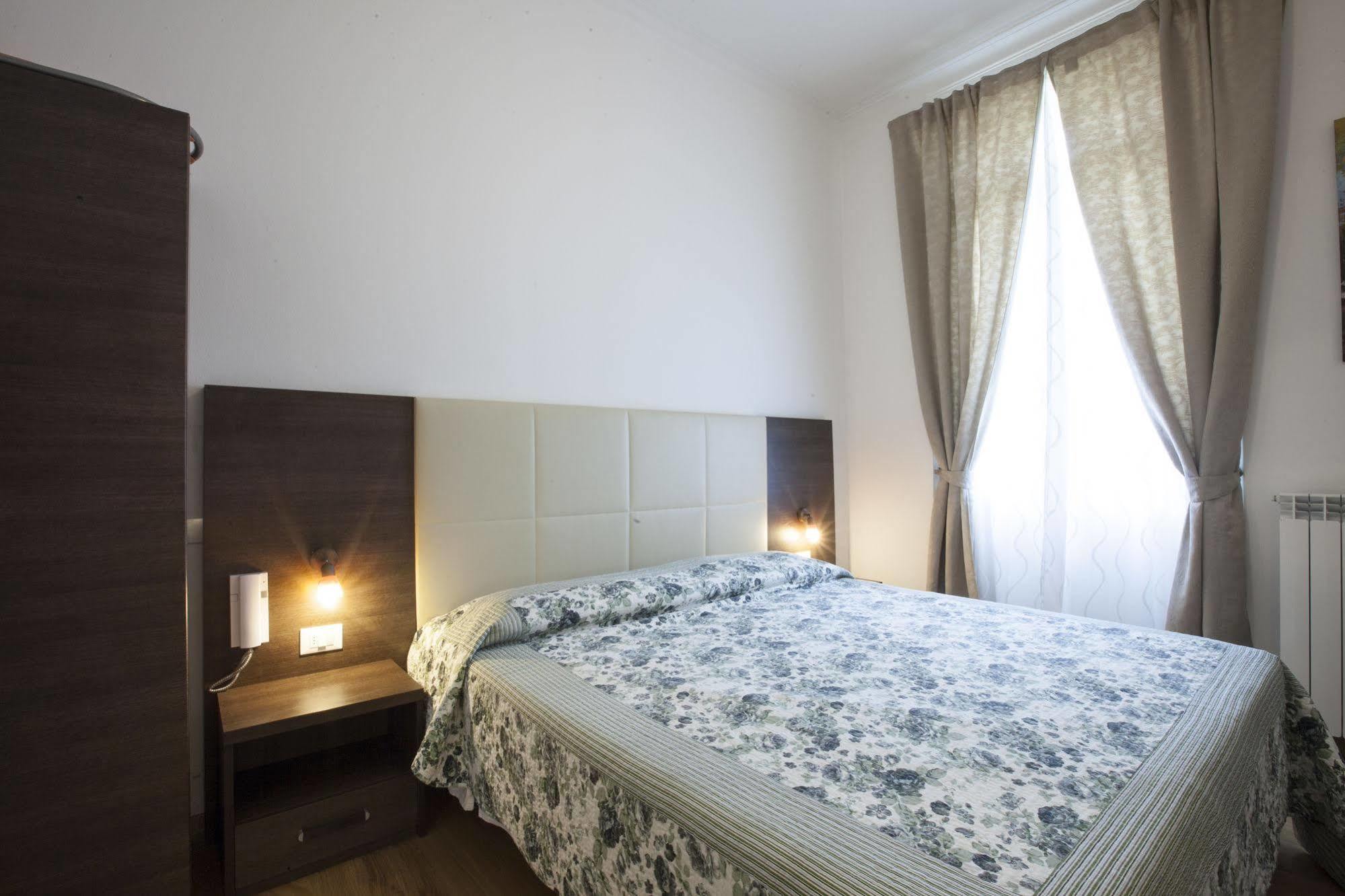 Hotel Amalfi Milan Extérieur photo