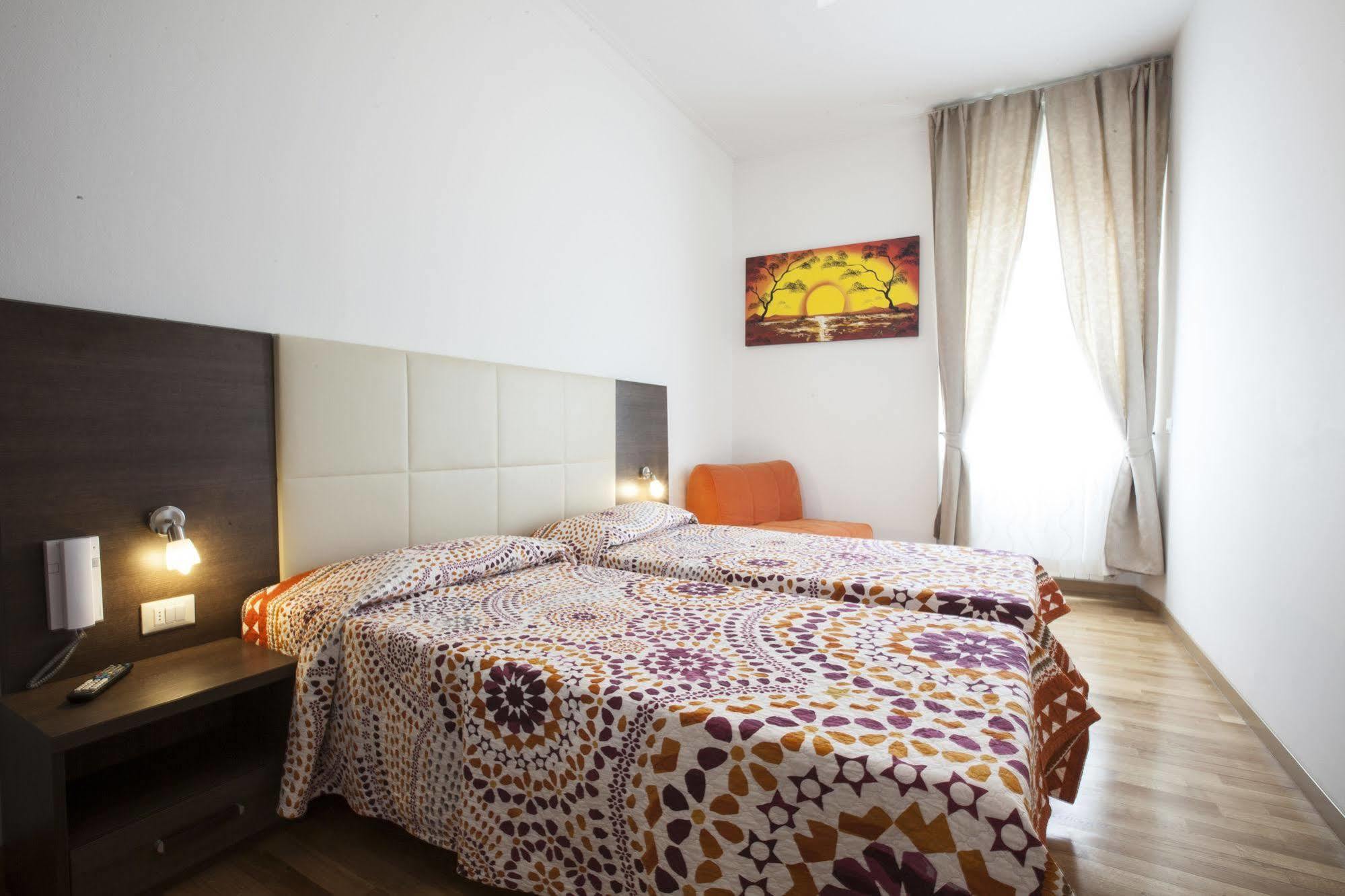 Hotel Amalfi Milan Extérieur photo